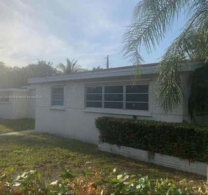 2565 NE 207TH ST, MIAMI, FL 33180 - Image 1