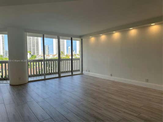 1000 W ISLAND BLVD APT 707, AVENTURA, FL 33160 - Image 1