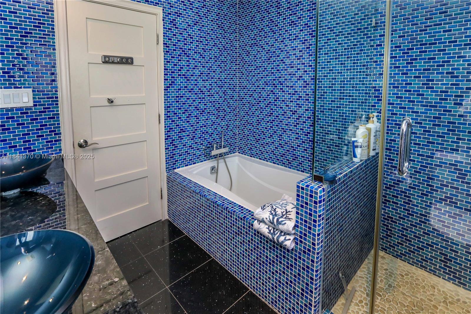 Hollywood, Florida, 33019, United States, 3 Bedrooms Bedrooms, ,3 BathroomsBathrooms,Residential,Active,1893232