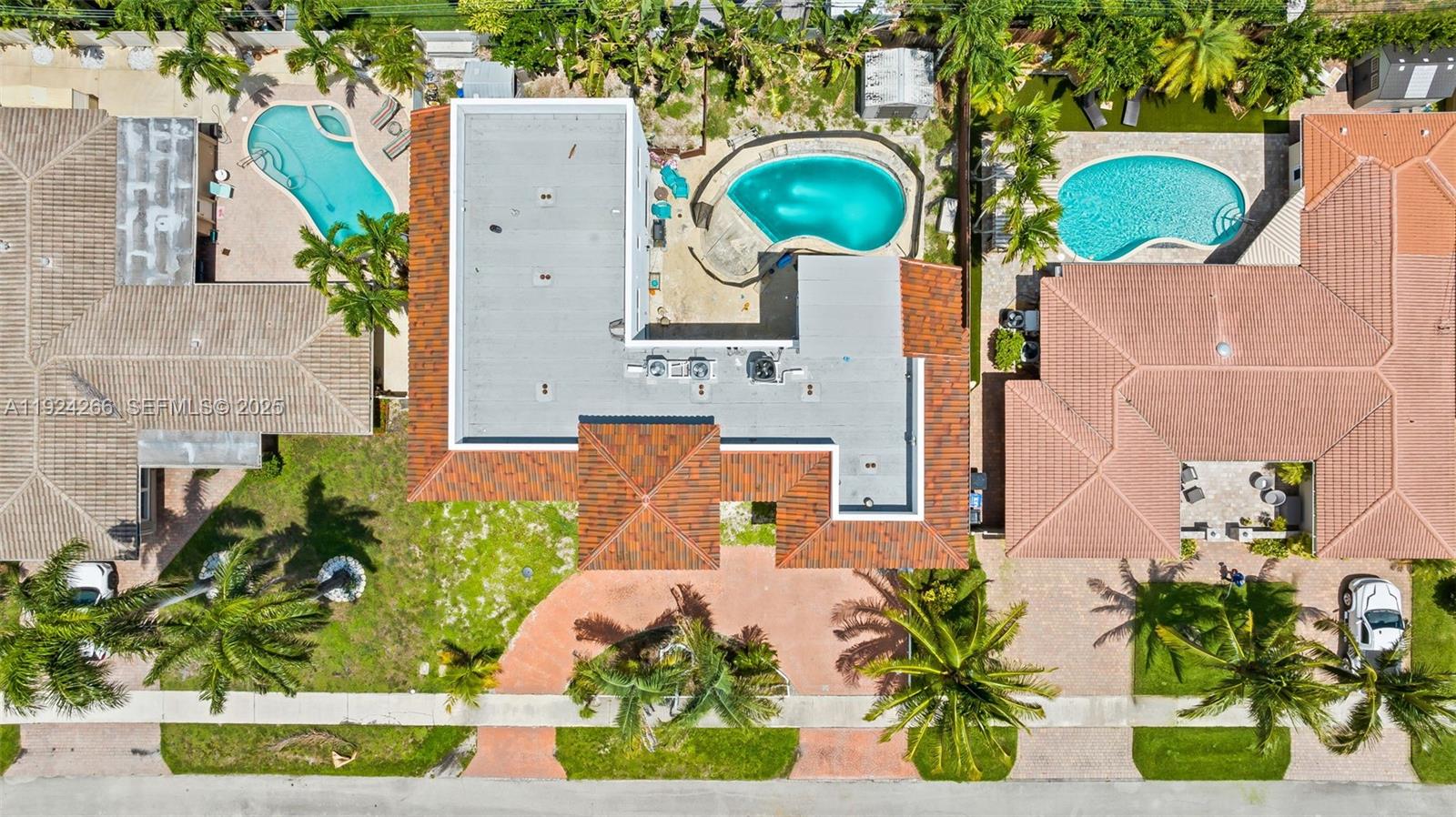 Fort Lauderdale, Florida, 33308, United States, 6 Bedrooms Bedrooms, ,5 BathroomsBathrooms,Residential,Active,2001050