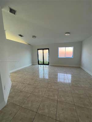 25236 SW 133RD AVE, HOMESTEAD, FL 33032, photo 4 of 20