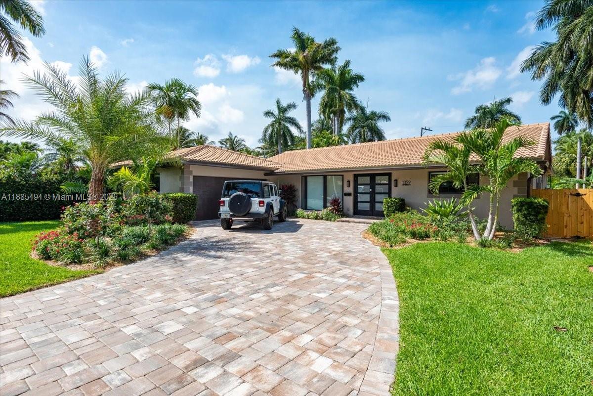 Hollywood, Florida, 33019, United States, 4 Bedrooms Bedrooms, ,4 BathroomsBathrooms,Residential,Active,1952986