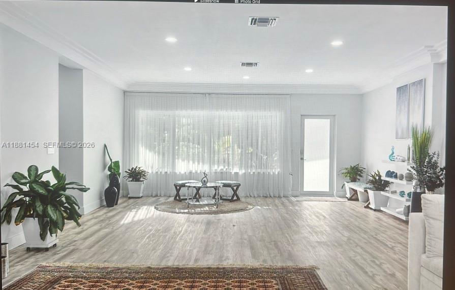 Hollywood, Florida, 33019, United States, 3 Bedrooms Bedrooms, ,3 BathroomsBathrooms,Residential,Active,1998579