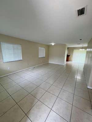 3381 NW 212TH ST, MIAMI GARDENS, FL 33056, photo 4 of 16