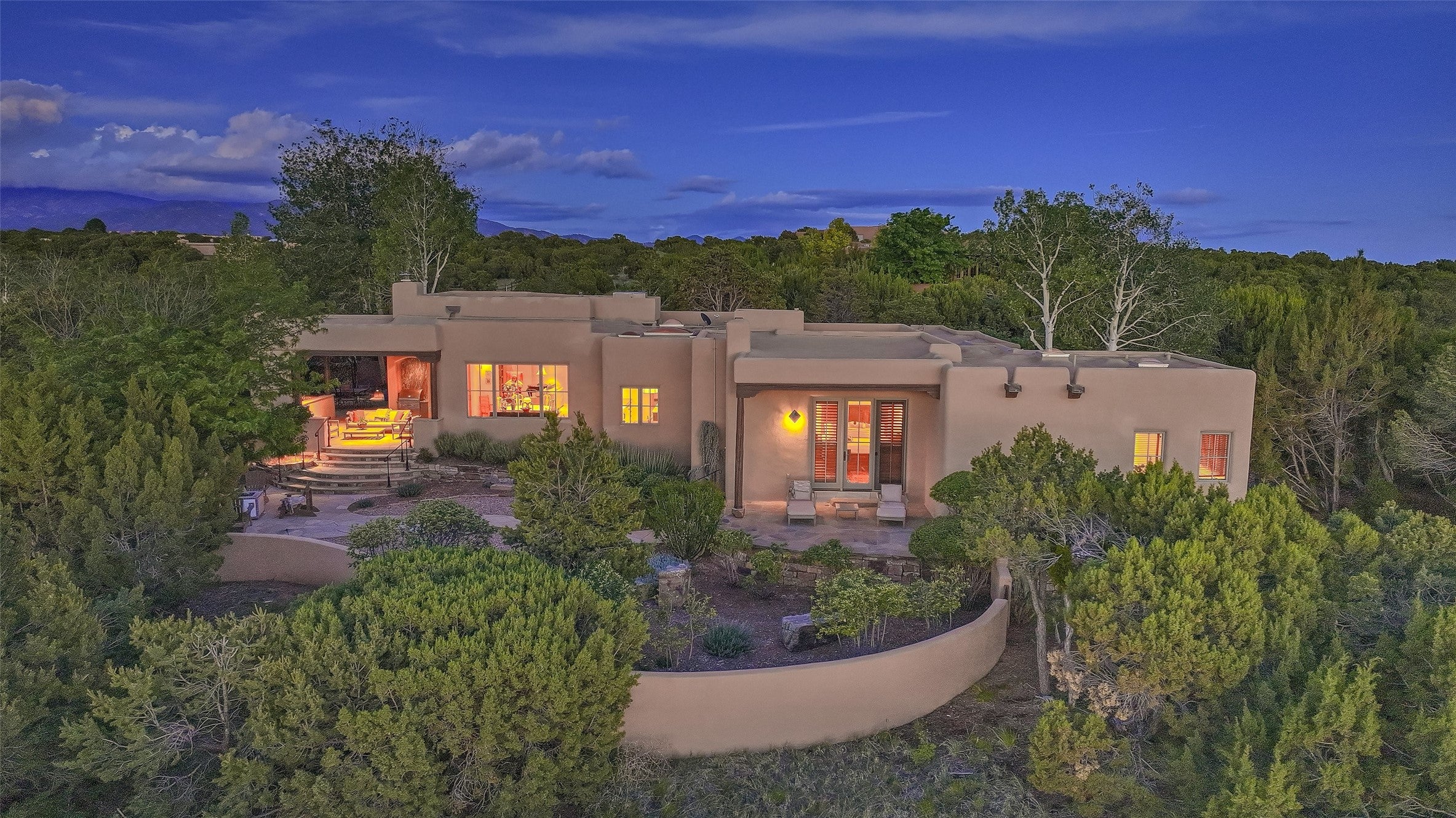 Santa Fe, New Mexico, 87506, United States, 3 Bedrooms Bedrooms, ,4 BathroomsBathrooms,Residential,Active,1880349