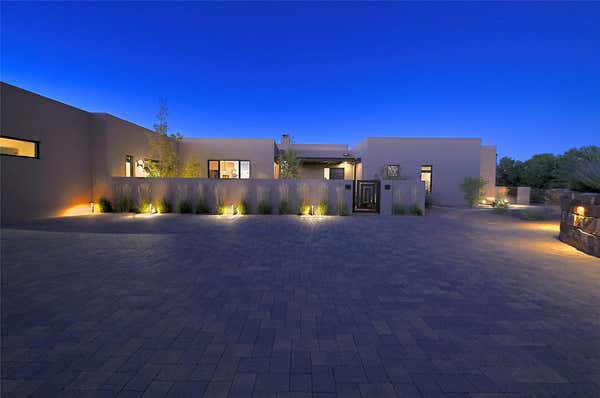 15 VIA DE LAS YEGUAS, SANTA FE, NM 87506 - Image 1