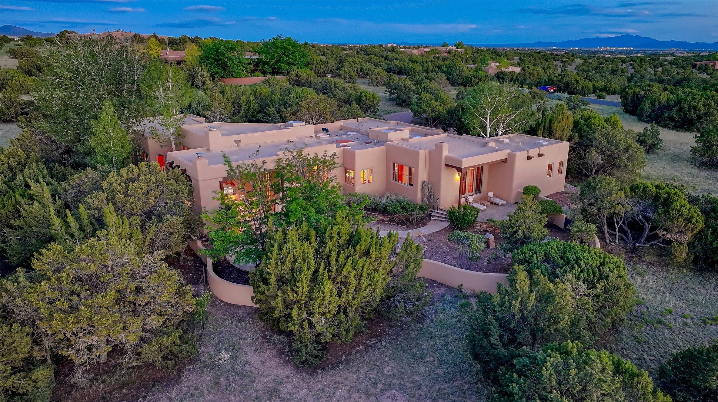 Santa Fe, New Mexico, 87506, United States, 3 Bedrooms Bedrooms, ,4 BathroomsBathrooms,Residential,Active,1880349