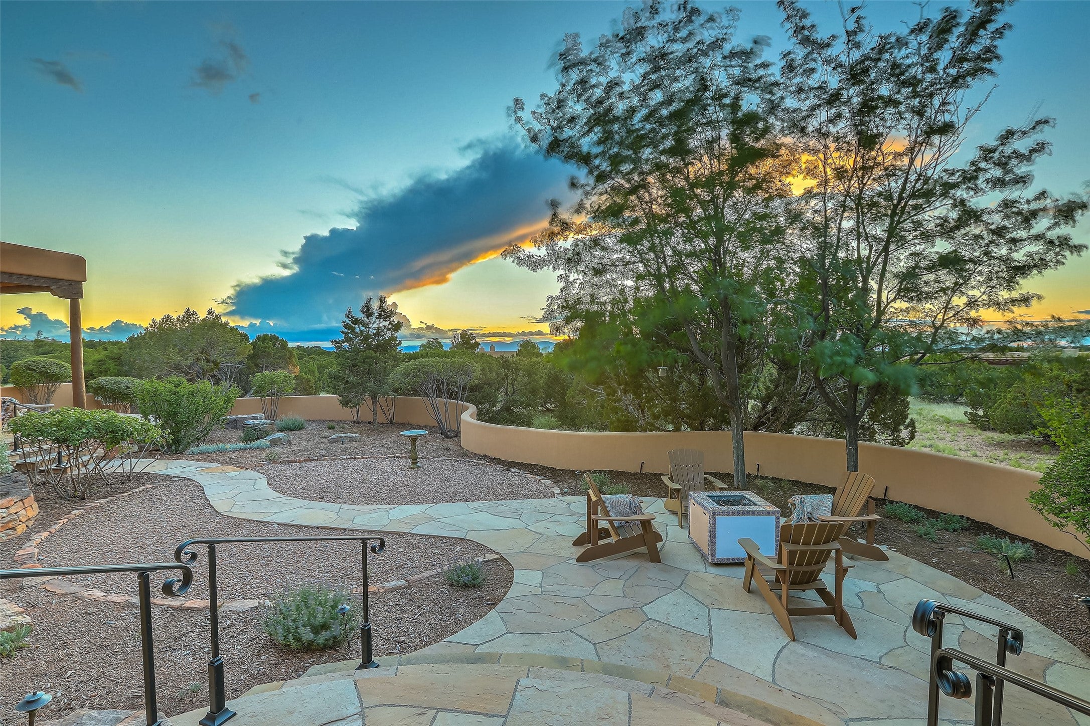 Santa Fe, New Mexico, 87506, United States, 3 Bedrooms Bedrooms, ,4 BathroomsBathrooms,Residential,Active,1880349