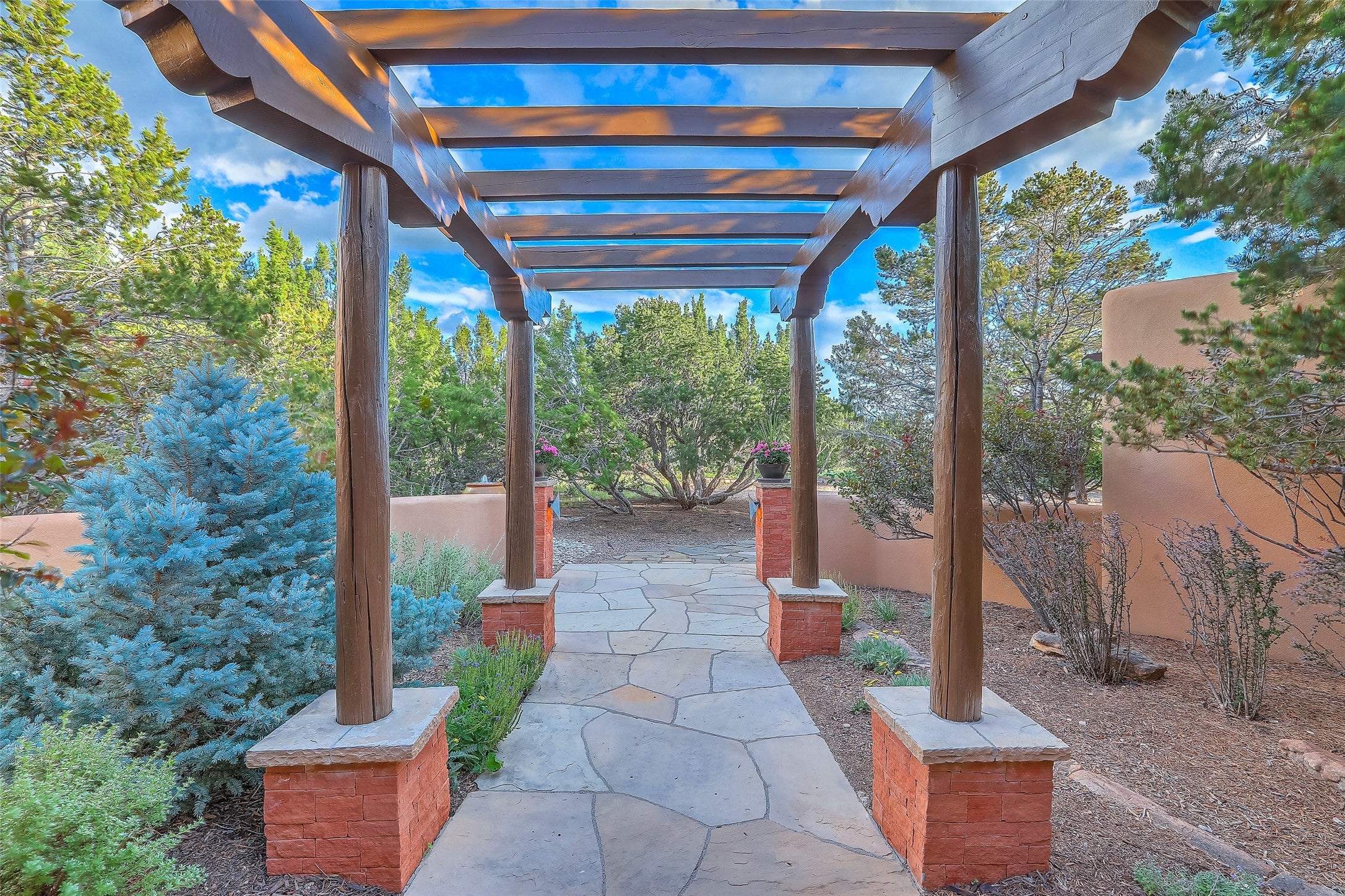 Santa Fe, New Mexico, 87506, United States, 3 Bedrooms Bedrooms, ,4 BathroomsBathrooms,Residential,Active,1880349