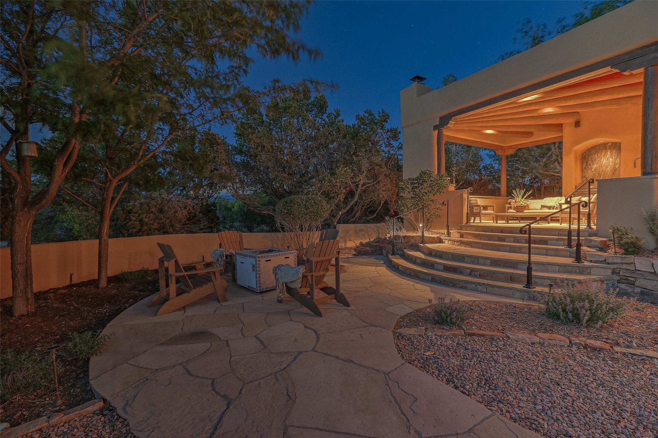 Santa Fe, New Mexico, 87506, United States, 3 Bedrooms Bedrooms, ,4 BathroomsBathrooms,Residential,Active,1880349