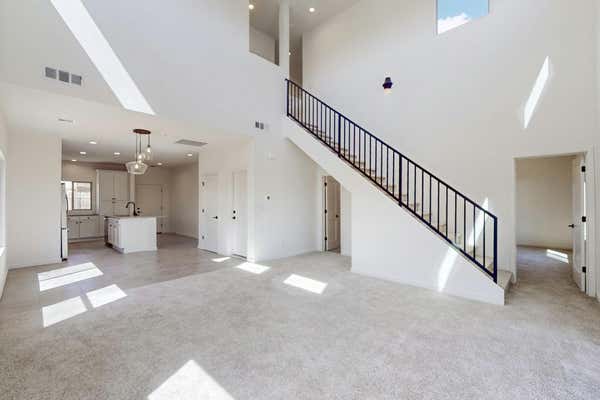 7611 ARROYO OESTE LN, SANTA FE, NM 87507, photo 2 of 40