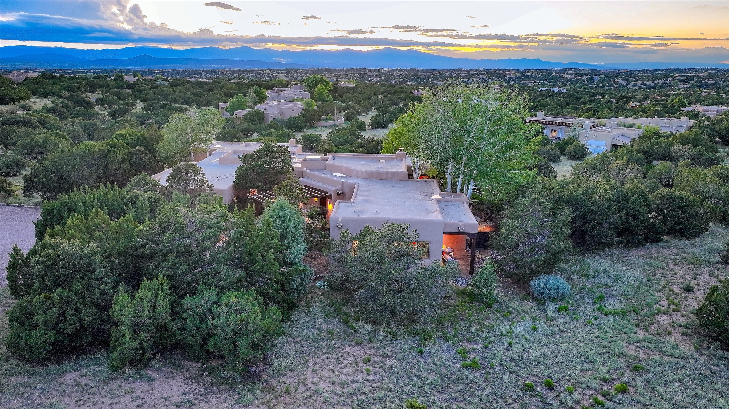 Santa Fe, New Mexico, 87506, United States, 3 Bedrooms Bedrooms, ,4 BathroomsBathrooms,Residential,Active,1880349