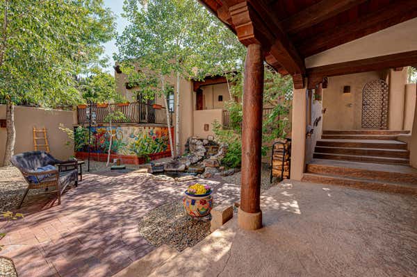 53 E VIA PLAZA NUEVA, SANTA FE, NM 87507 - Image 1