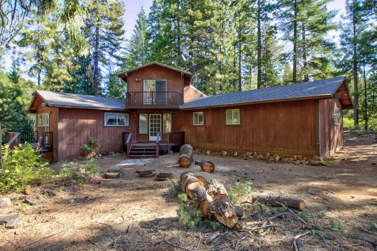 25973 HIGHLANDS LAKE RD, LAKEHEAD, CA 96051, photo 1 of 36