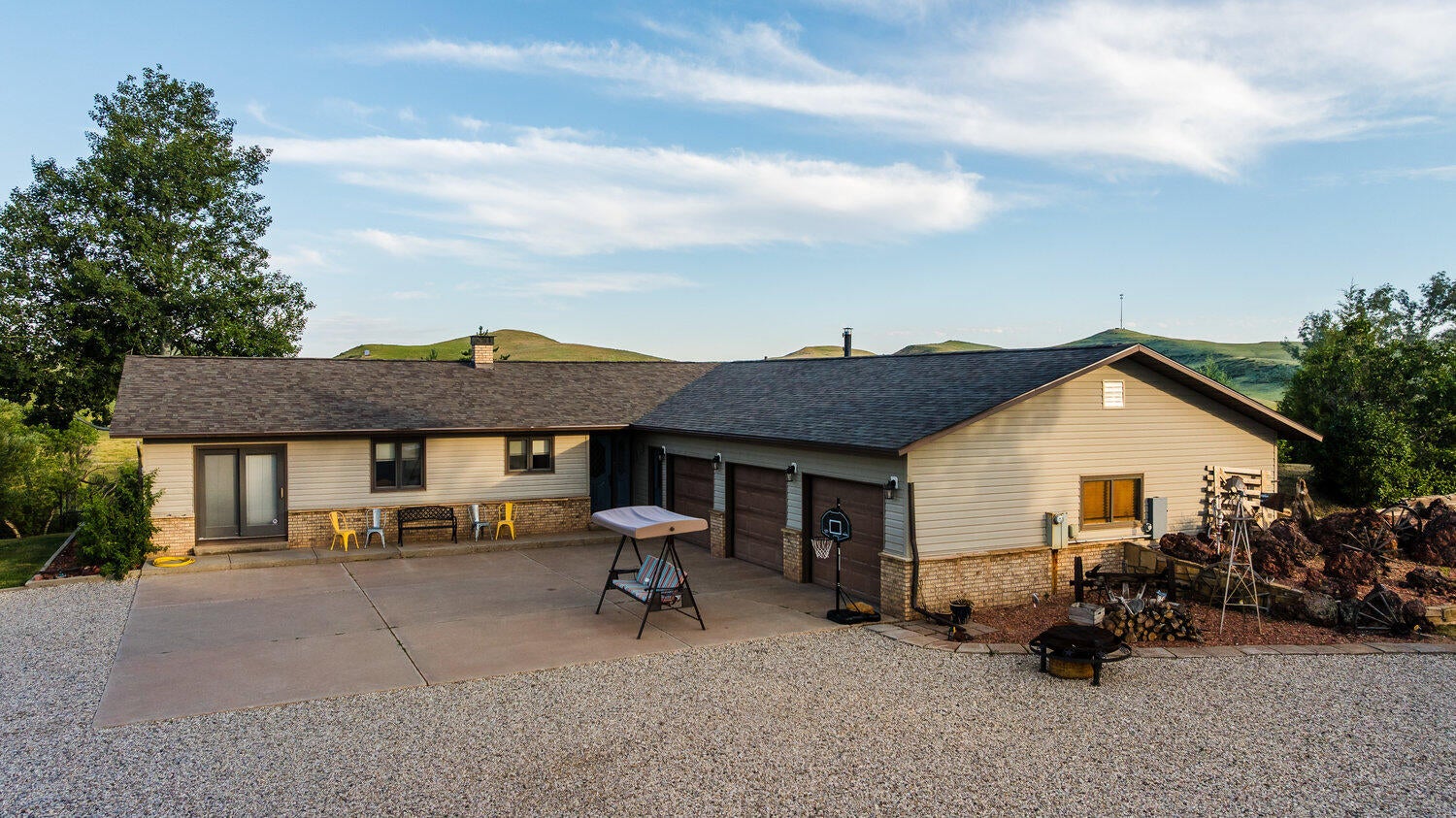 Sheridan, Wyoming, 82801, United States, 4 Bedrooms Bedrooms, ,3 BathroomsBathrooms,Residential,Active,1899913