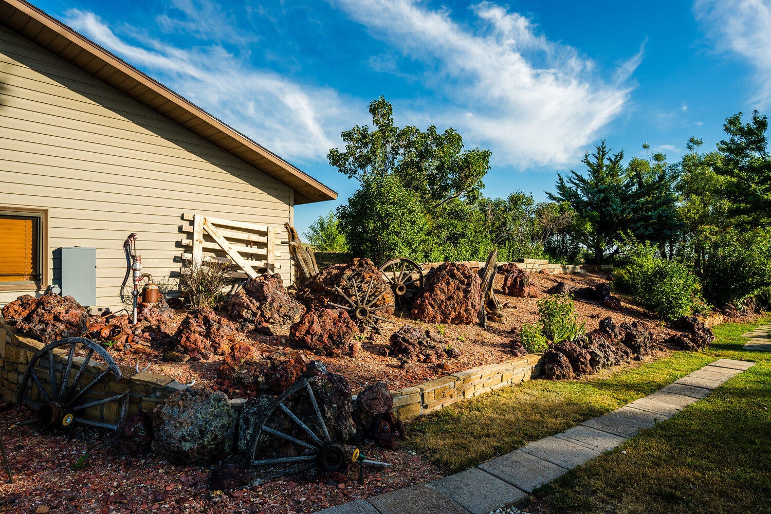 Sheridan, Wyoming, 82801, United States, 4 Bedrooms Bedrooms, ,3 BathroomsBathrooms,Residential,Active,1899913