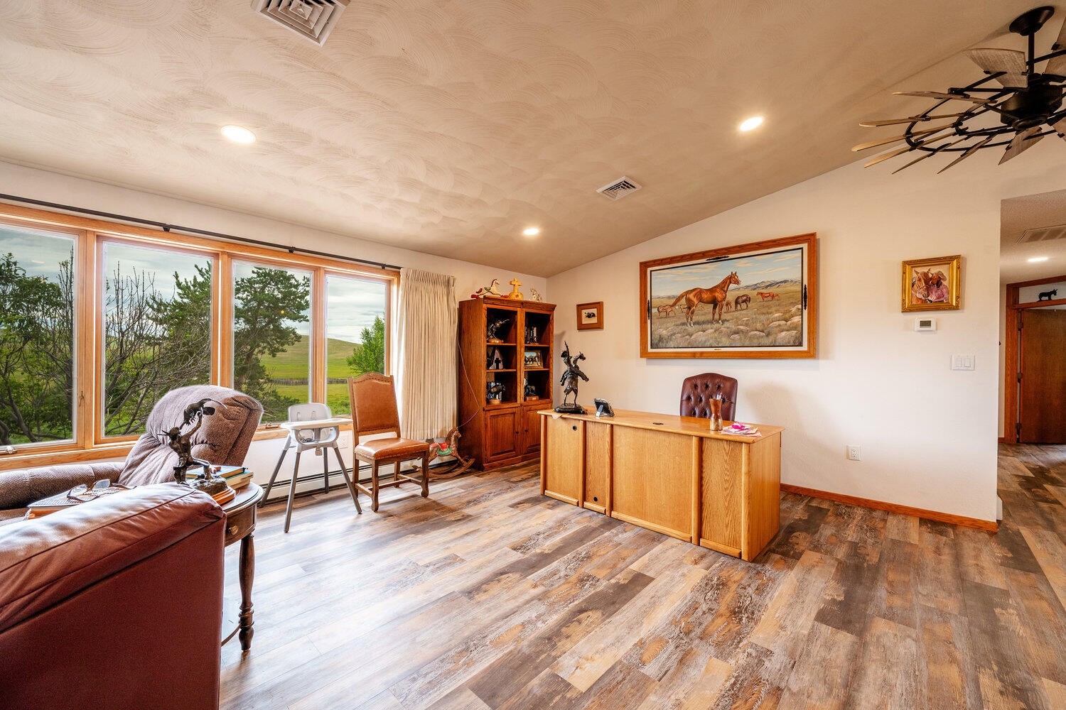 Sheridan, Wyoming, 82801, United States, 4 Bedrooms Bedrooms, ,3 BathroomsBathrooms,Residential,Active,1899913