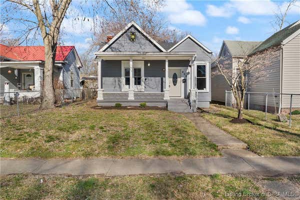 808 WALNUT ST, JEFFERSONVILLE, IN 47130, photo 2 of 34