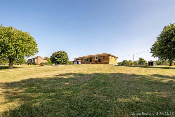 5111 SMITH RD, FLOYDS KNOBS, IN 47119, photo 3 of 42