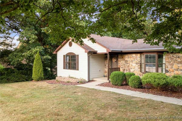 5512 BRIARHILL DR, FLOYDS KNOBS, IN 47119, photo 2 of 64