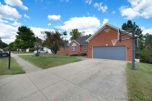 807 GRACELAND DR, MEMPHIS, IN 47143, photo 3 of 42