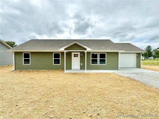 629 E WALNUT ST, CROTHERSVILLE, IN 47229 - Image 1