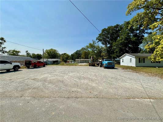 450 N 3RD ST, SCOTTSBURG, IN 47170 - Image 1