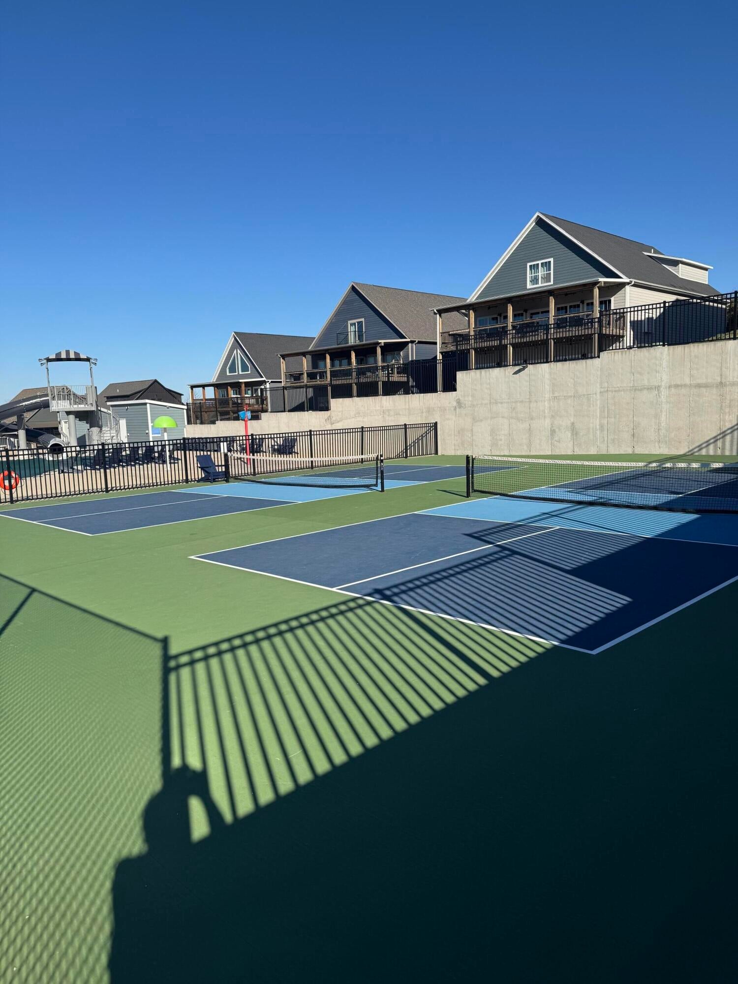 Hollister, Missouri, 65672, United States, 7 Bedrooms Bedrooms, ,7 BathroomsBathrooms,Residential,Active,1944046