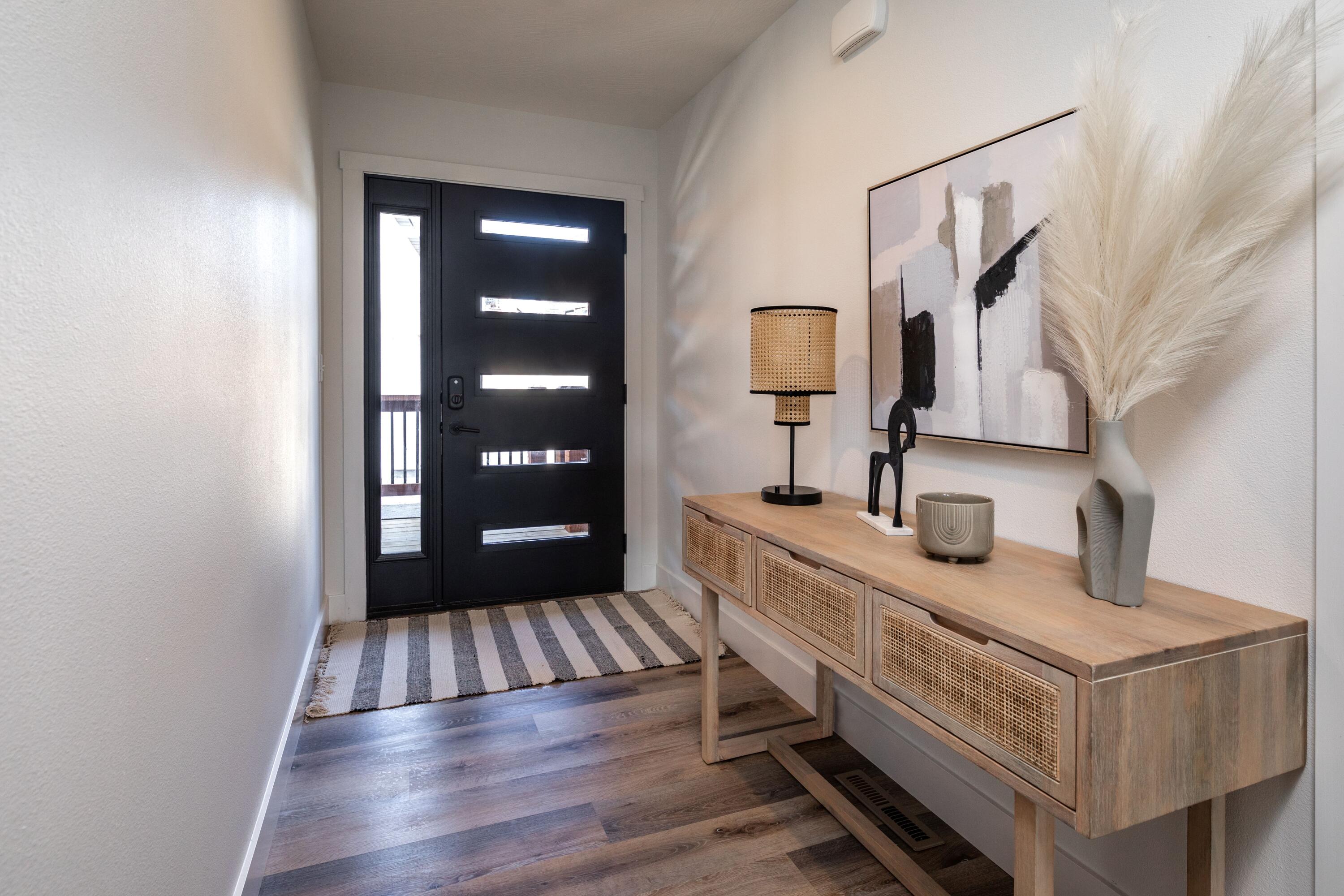 Hollister, Missouri, 65672, United States, 7 Bedrooms Bedrooms, ,7 BathroomsBathrooms,Residential,Active,1944046