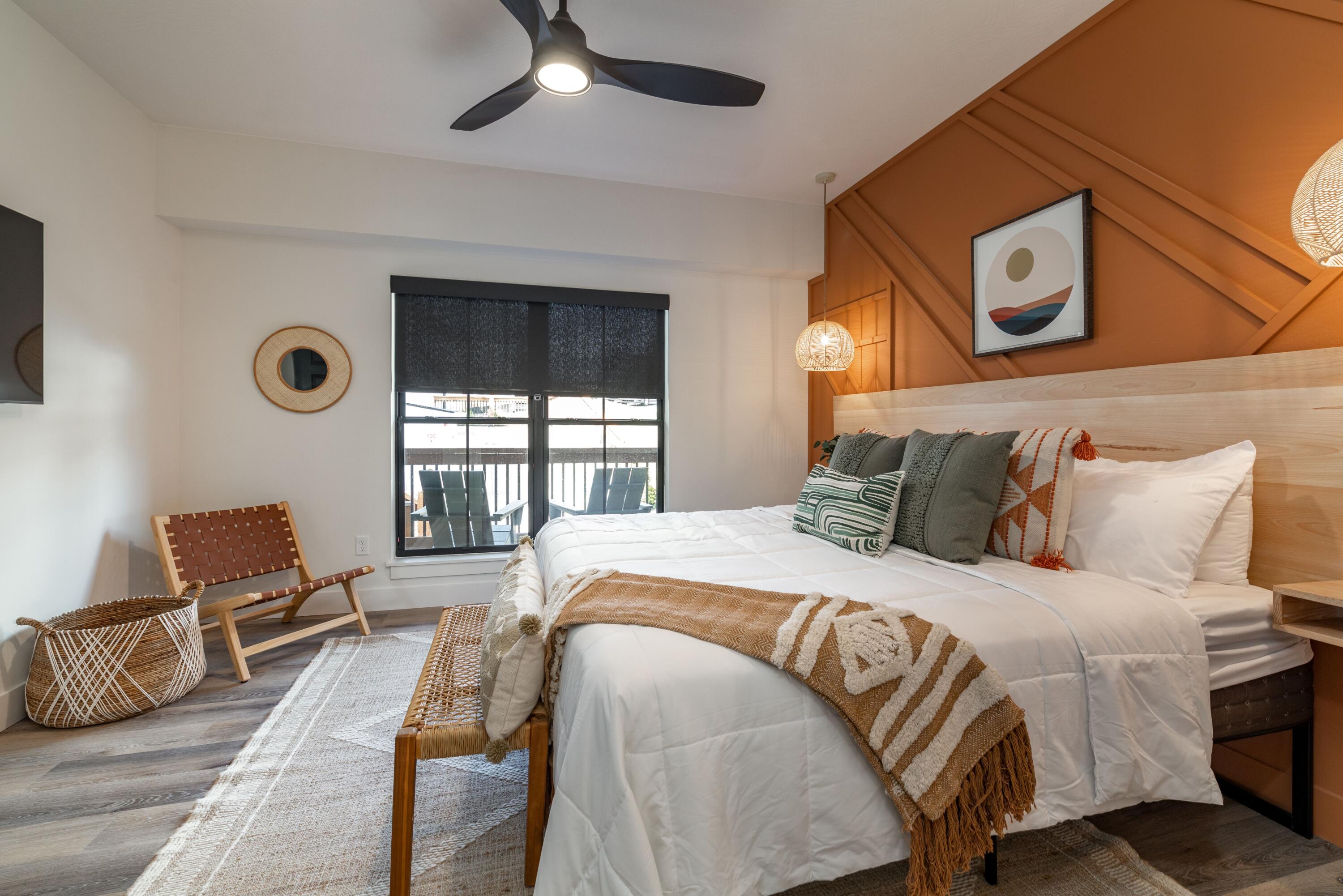 Hollister, Missouri, 65672, United States, 7 Bedrooms Bedrooms, ,7 BathroomsBathrooms,Residential,Active,1944046