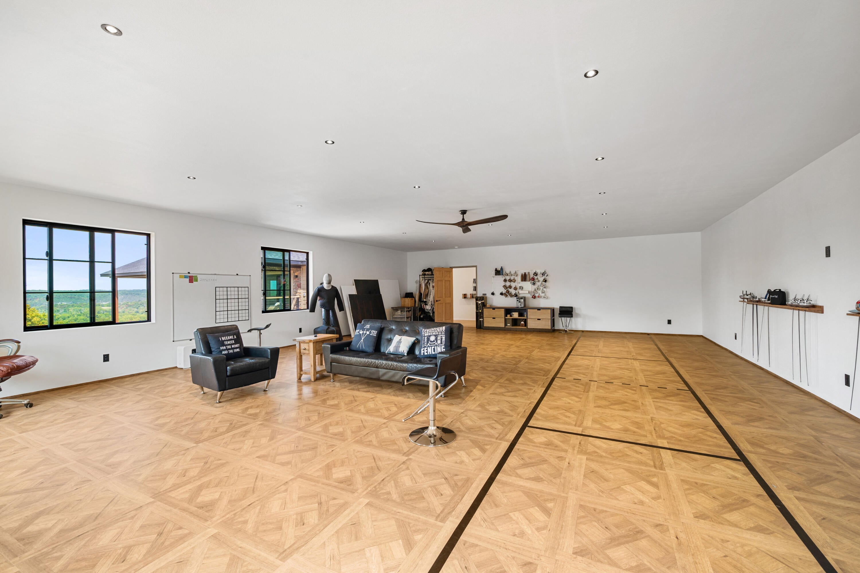 Cape Fair, Missouri, 65624, United States, 3 Bedrooms Bedrooms, ,4 BathroomsBathrooms,Residential,Active,1944074