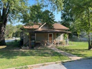 602 E BENTON AVE, AVA, MO 65608 - Image 1