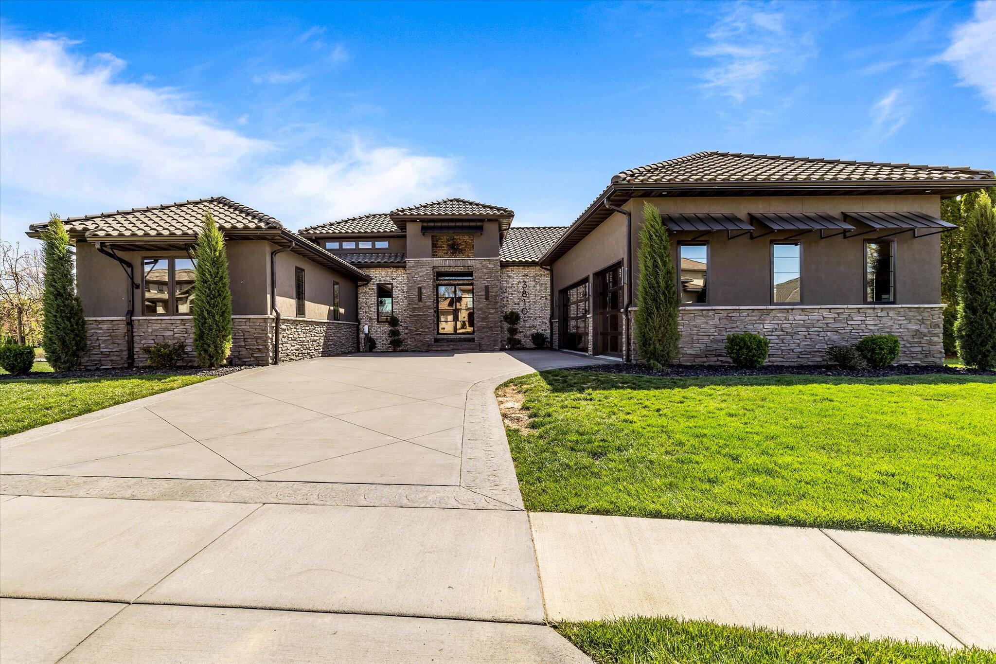 Ozark, Missouri, 65721, United States, 6 Bedrooms Bedrooms, ,5 BathroomsBathrooms,Residential,Active,2007313 Ozark, Missouri, 65721, United States, 6 Bedrooms Bedrooms, ,5 BathroomsBathrooms,Residential,Active,2007313