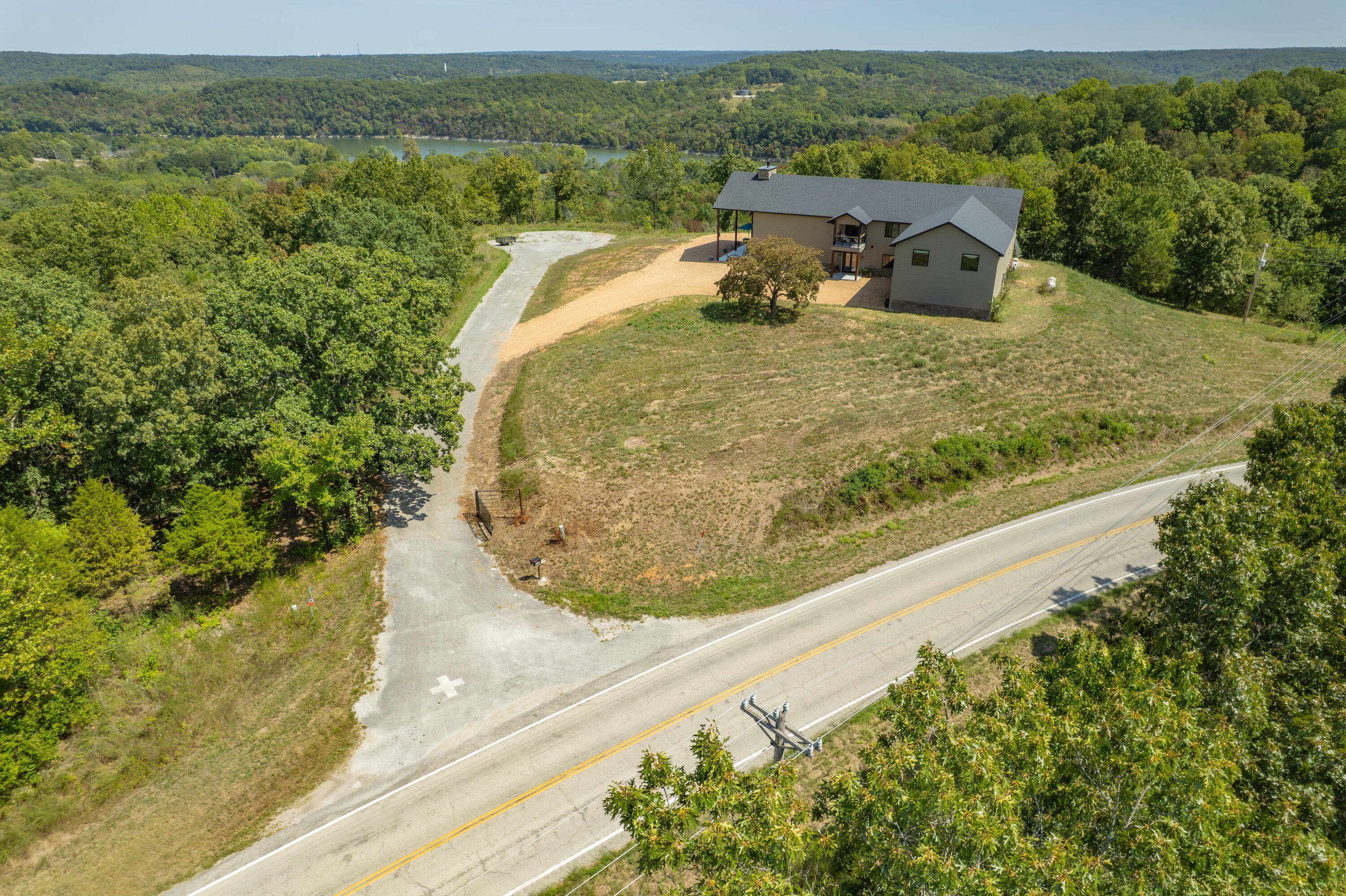 Cape Fair, Missouri, 65624, United States, 3 Bedrooms Bedrooms, ,4 BathroomsBathrooms,Residential,Active,1944074