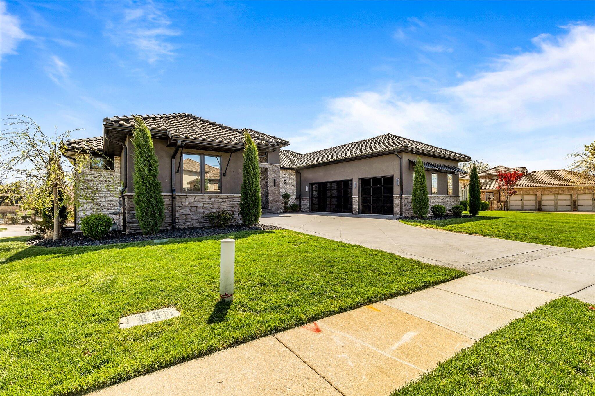 Ozark, Missouri, 65721, United States, 6 Bedrooms Bedrooms, ,5 BathroomsBathrooms,Residential,Active,2007313