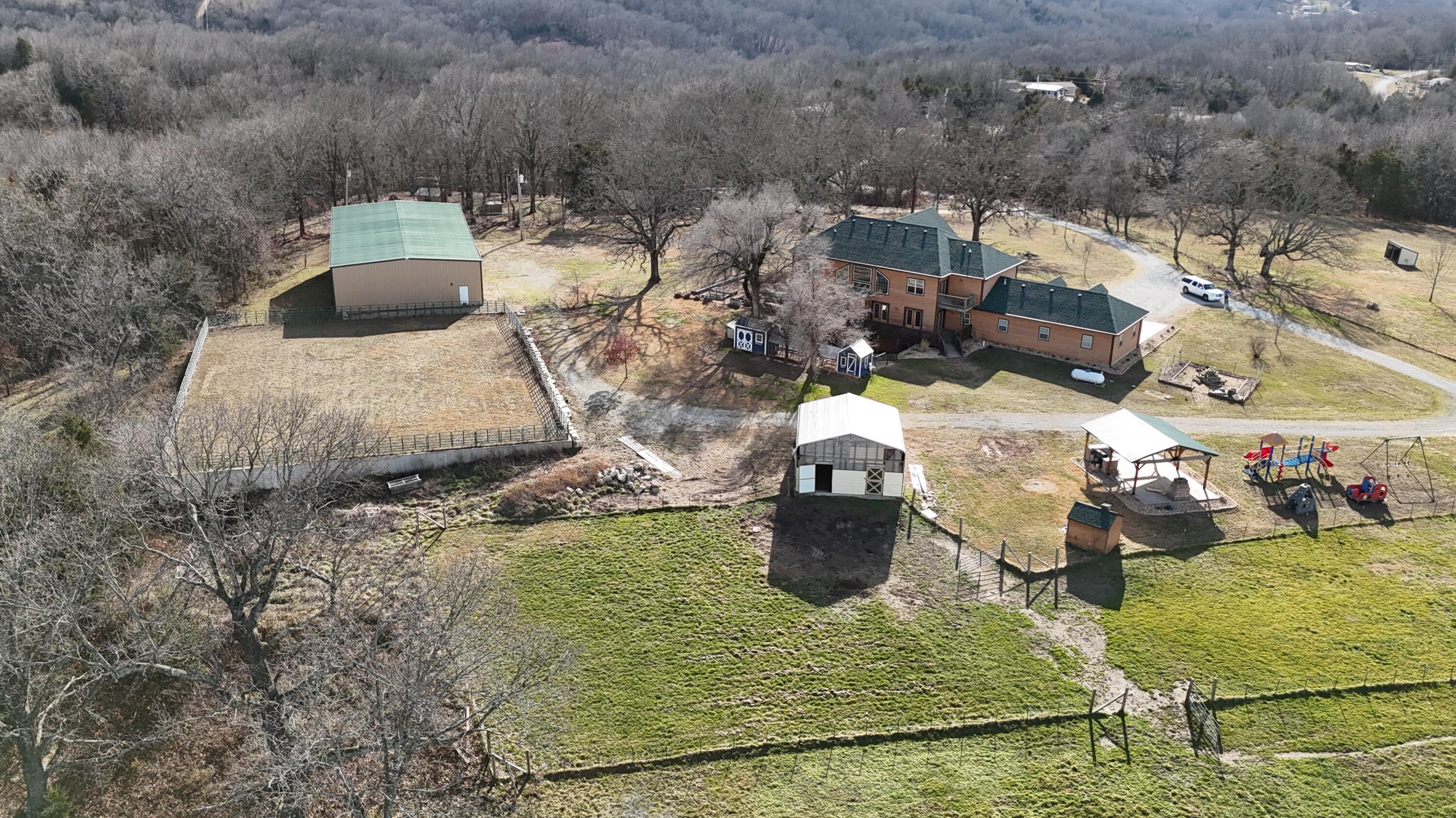 Reeds Spring, Missouri, 65737, United States, 8 Bedrooms Bedrooms, ,6 BathroomsBathrooms,Residential,Active,2010156