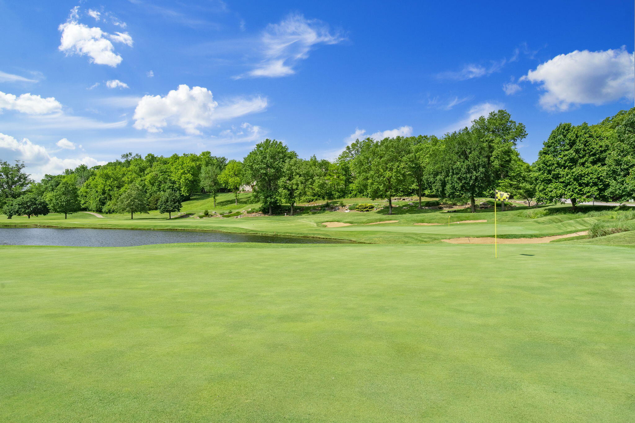 Ozark, Missouri, 65721, United States, 6 Bedrooms Bedrooms, ,5 BathroomsBathrooms,Residential,Active,2007313