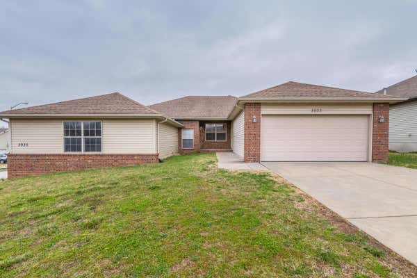 3705 W OVERLAND ST, SPRINGFIELD, MO 65807 - Image 1