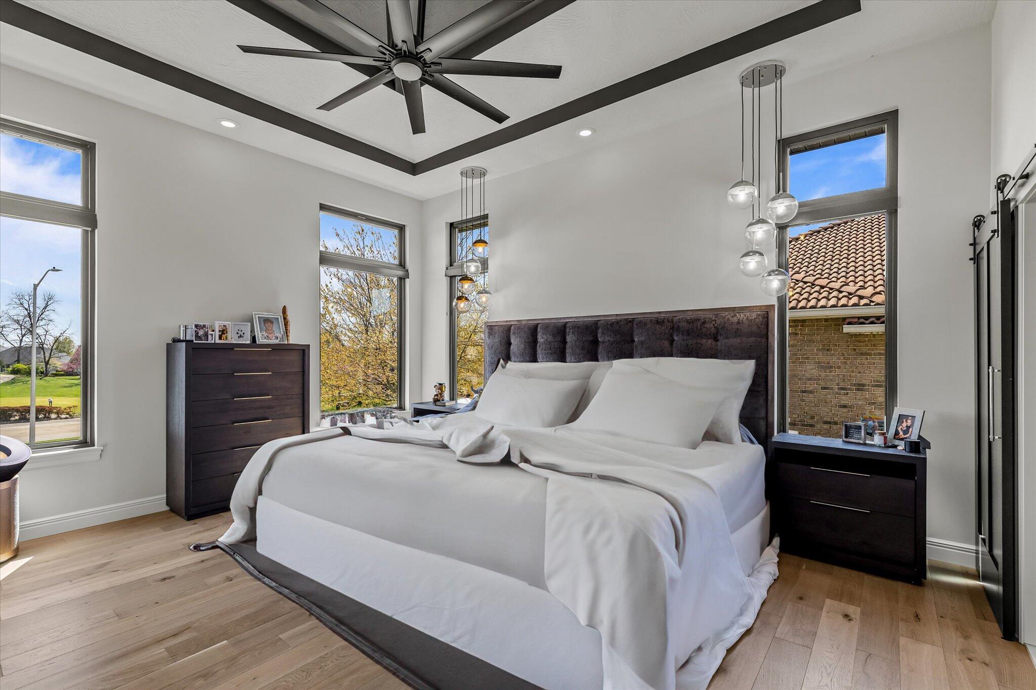 Ozark, Missouri, 65721, United States, 6 Bedrooms Bedrooms, ,5 BathroomsBathrooms,Residential,Active,2007313