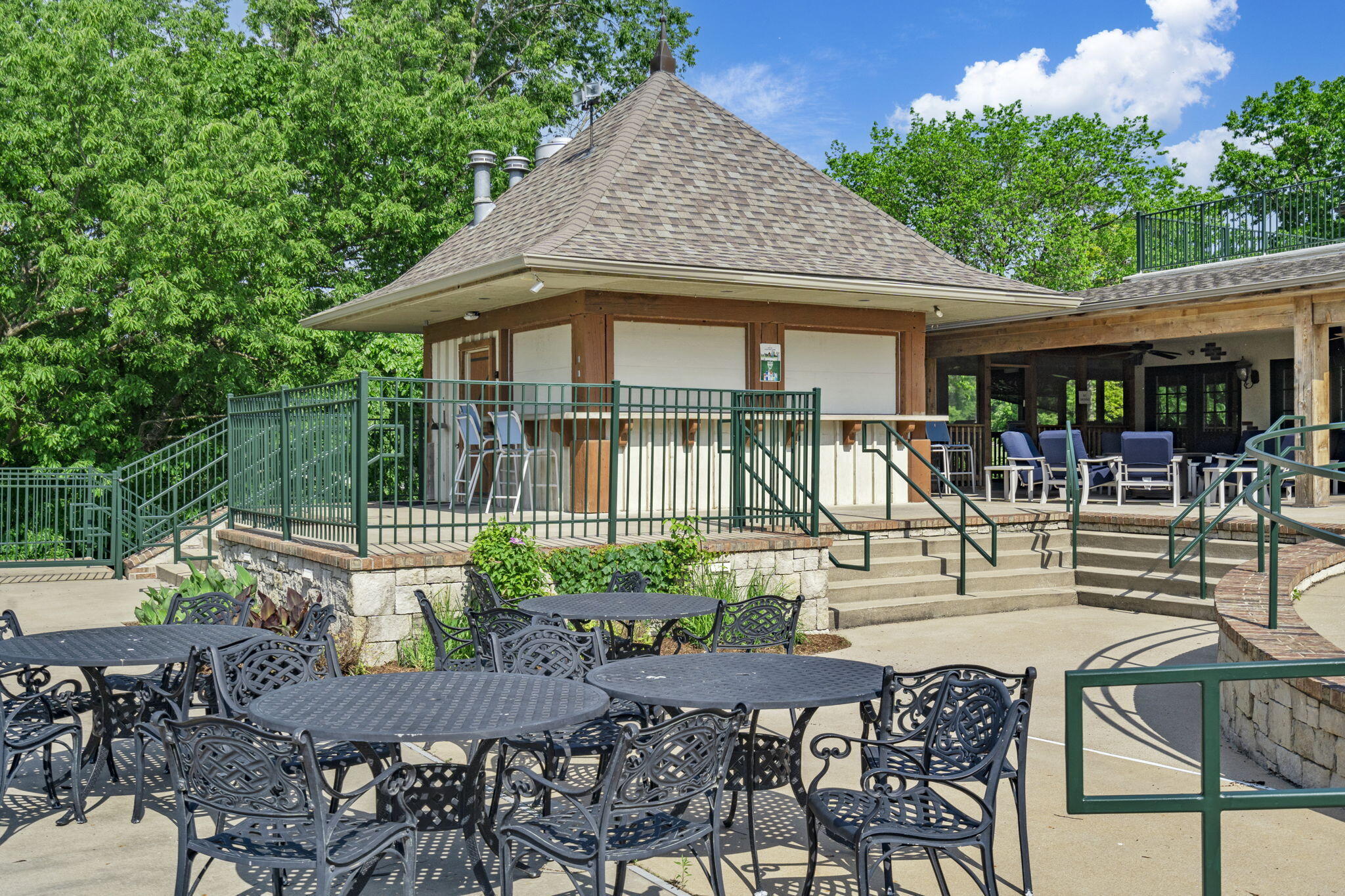 Ozark, Missouri, 65721, United States, 6 Bedrooms Bedrooms, ,5 BathroomsBathrooms,Residential,Active,2007313