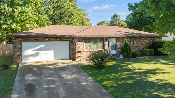 804 E ELM ST, AURORA, MO 65605 - Image 1