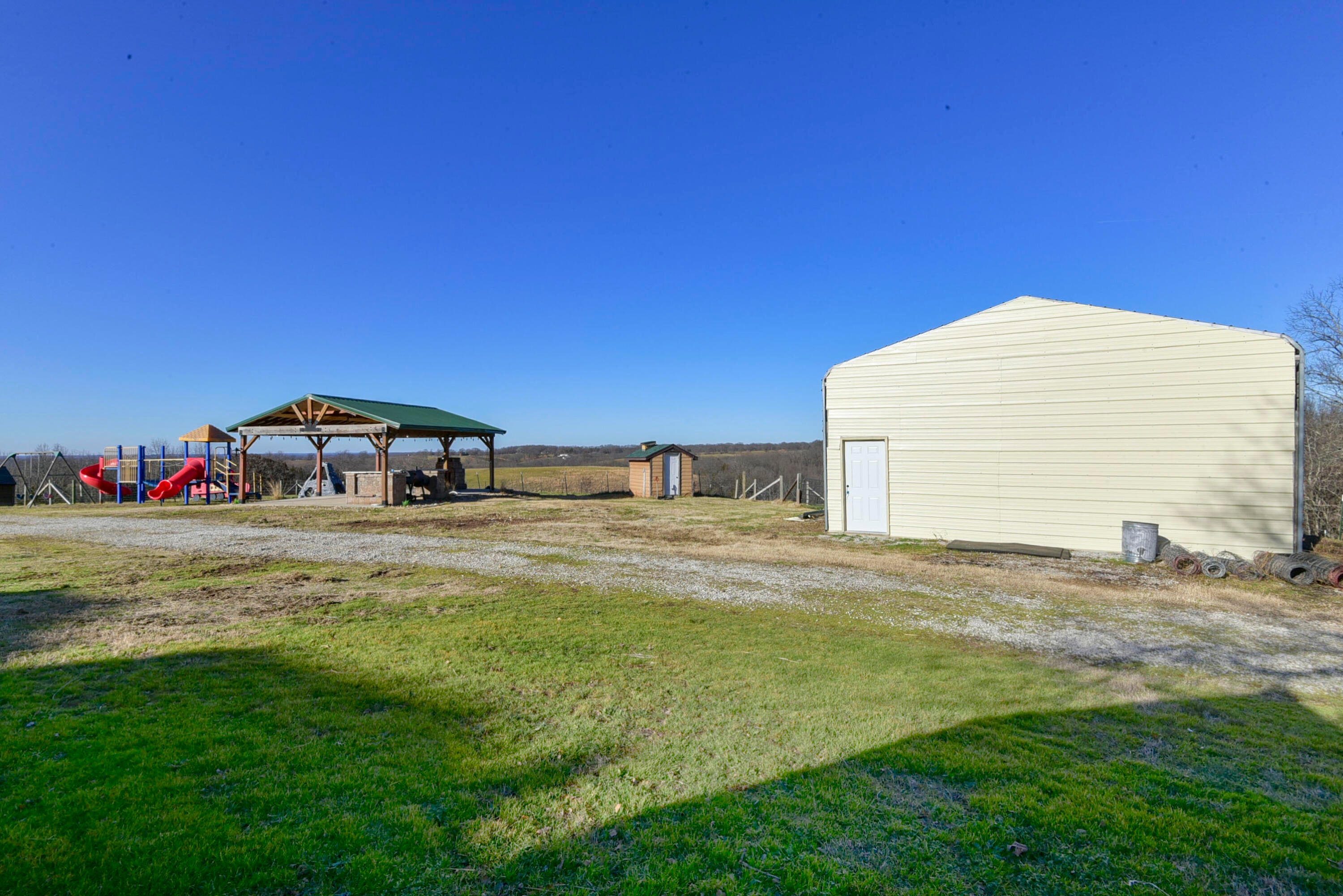 Reeds Spring, Missouri, 65737, United States, 8 Bedrooms Bedrooms, ,6 BathroomsBathrooms,Residential,Active,2010156