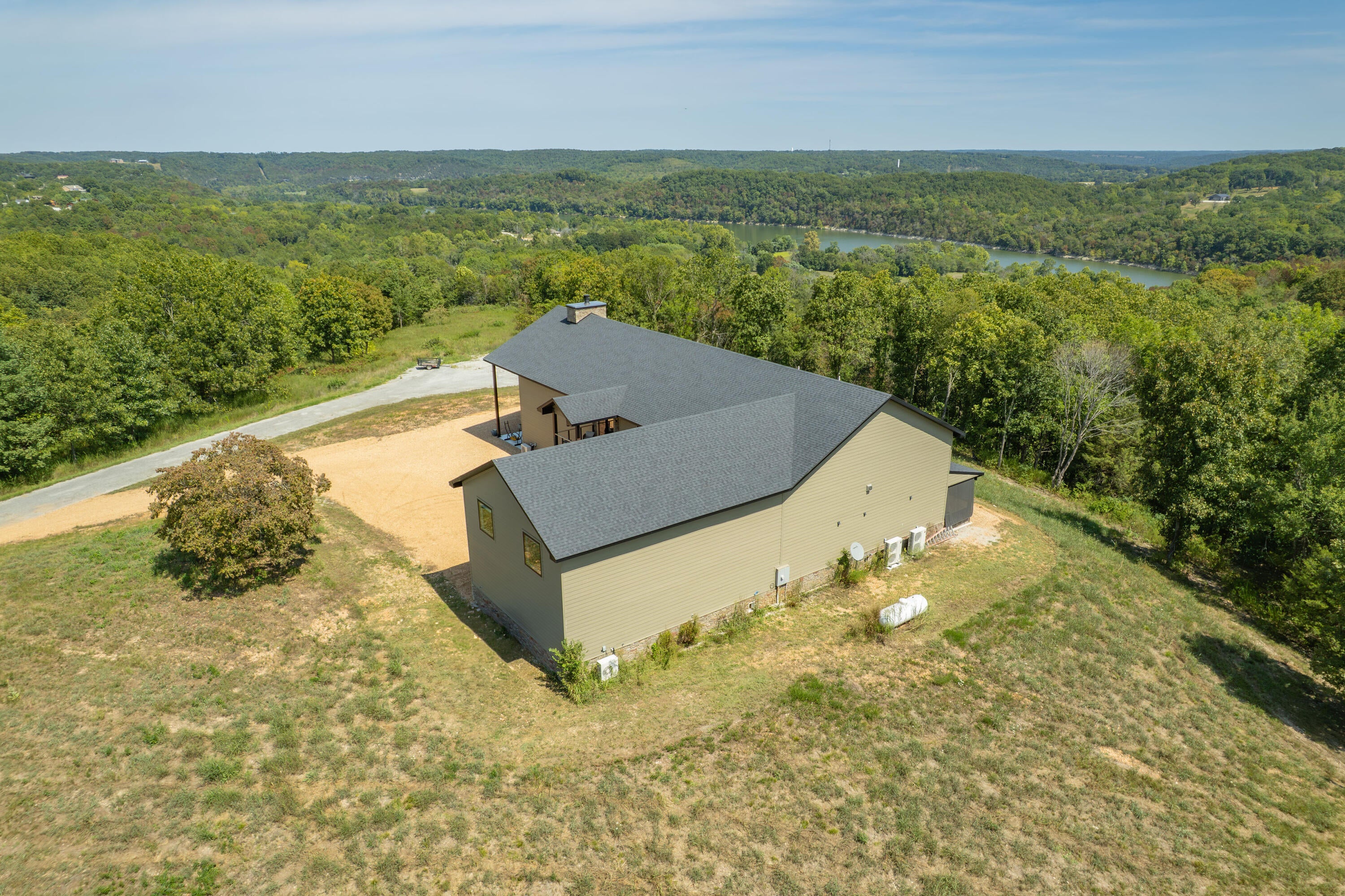 Cape Fair, Missouri, 65624, United States, 3 Bedrooms Bedrooms, ,4 BathroomsBathrooms,Residential,Active,1944074