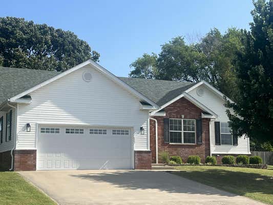 1315 E LOCUST ST, BOLIVAR, MO 65613 - Image 1