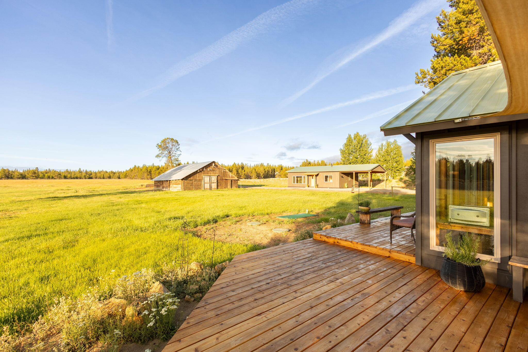 Bend, Oregon, 97707, United States, 3 Bedrooms Bedrooms, ,3 BathroomsBathrooms,Residential,Active,1880197