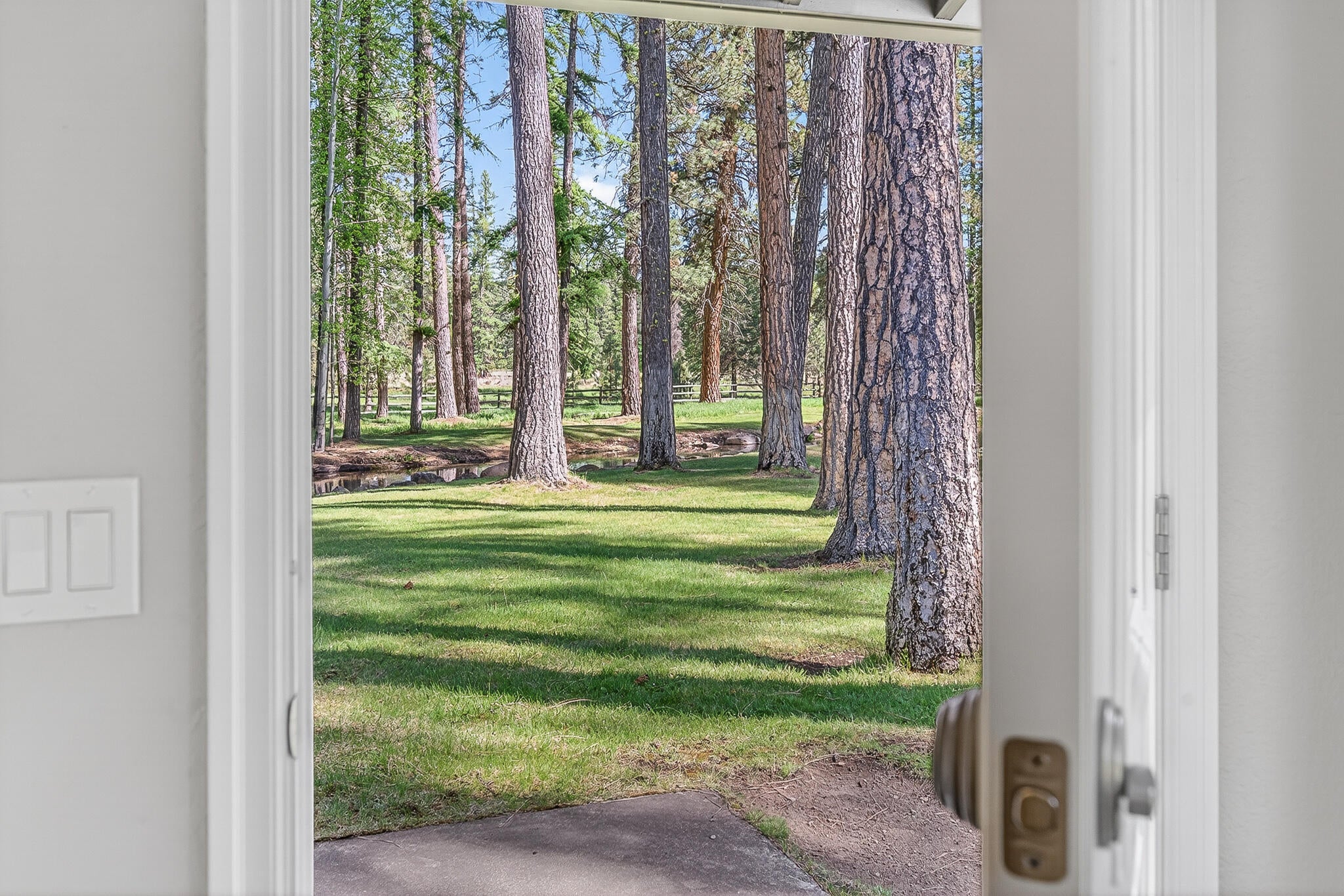 Camp Sherman, Oregon, 97730, United States, 2 Bedrooms Bedrooms, ,2 BathroomsBathrooms,Residential,Active,2045042