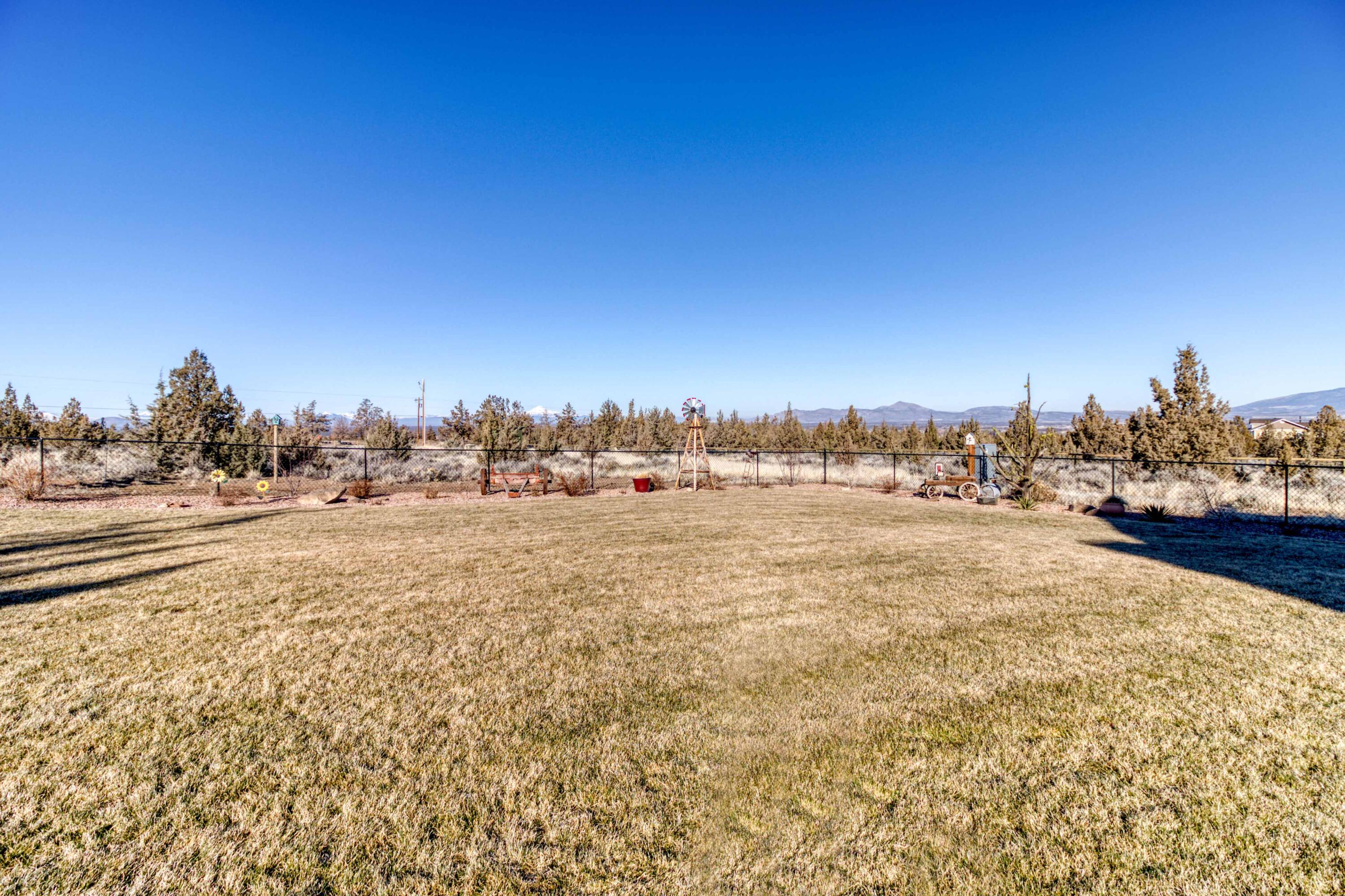 Powell Butte, Oregon, 97753, United States, 4 Bedrooms Bedrooms, ,3 BathroomsBathrooms,Residential,Active,1908146