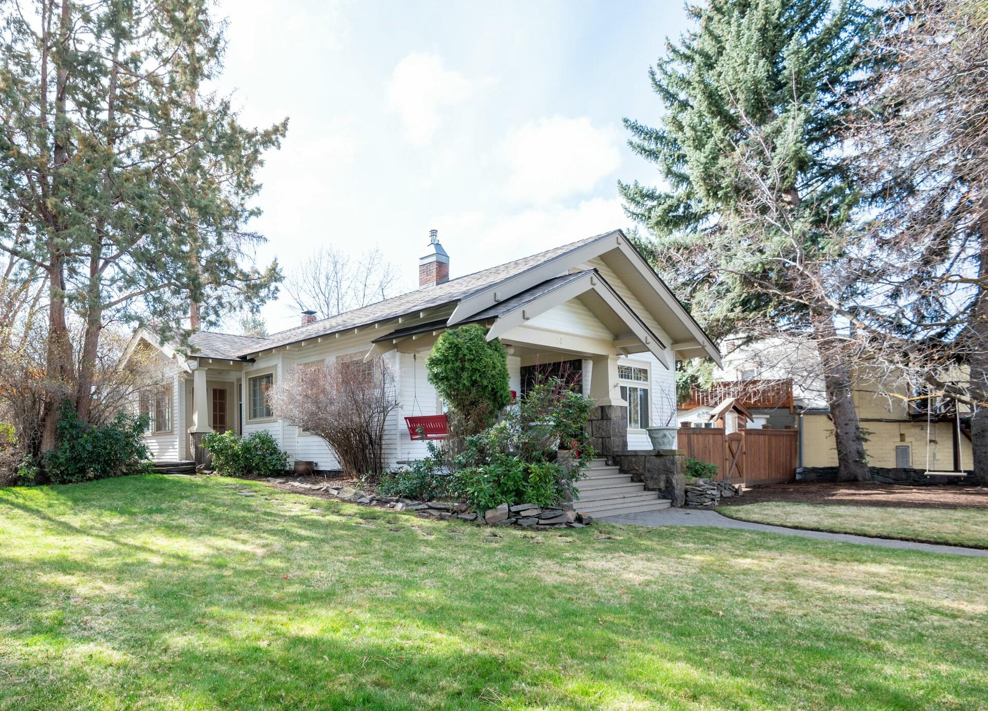 Bend, Oregon, 97703, United States, 3 Bedrooms Bedrooms, ,2 BathroomsBathrooms,Residential,Active,1756823