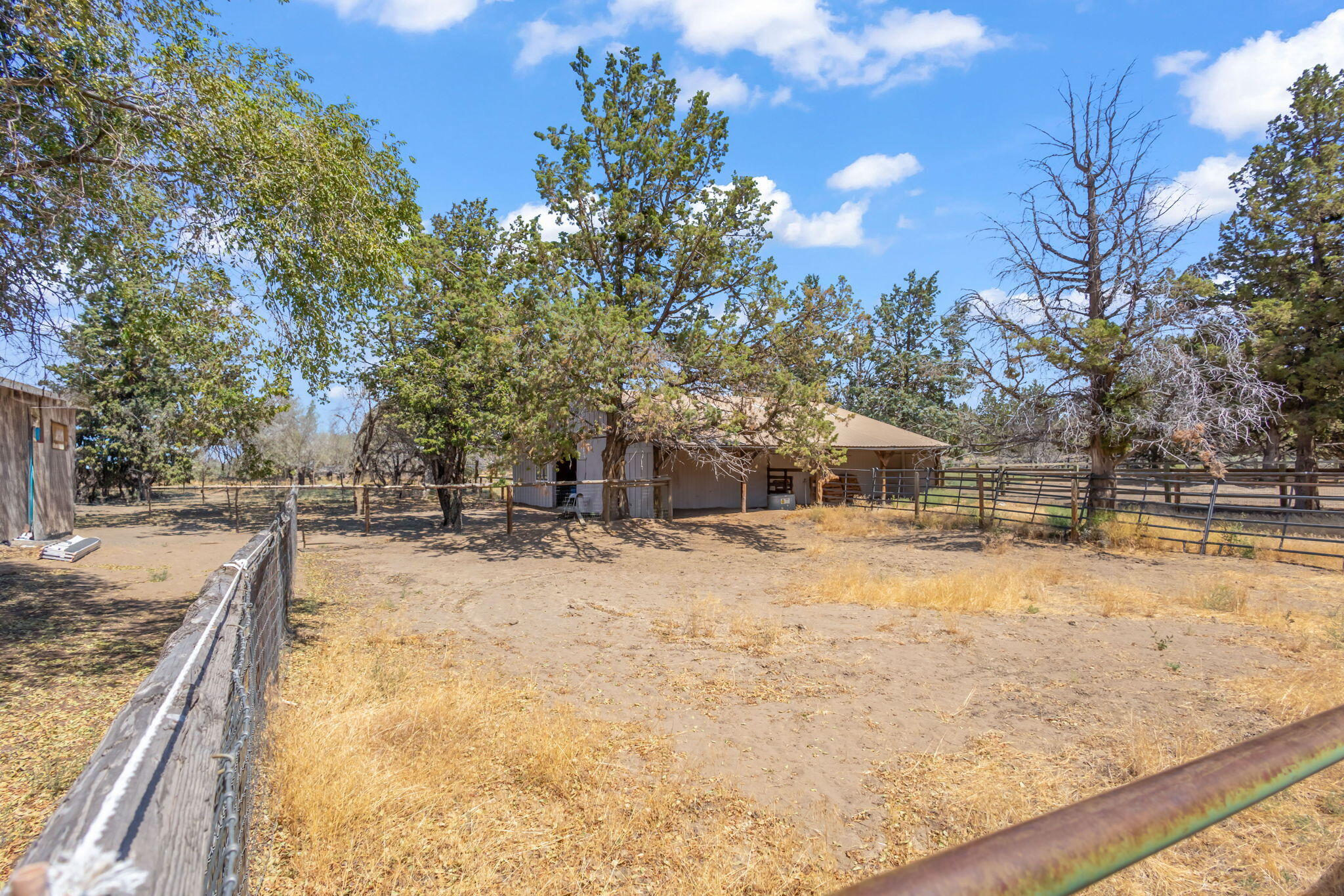 Bend, Oregon, 97702, United States, 4 Bedrooms Bedrooms, ,3 BathroomsBathrooms,Residential,Active,1907972