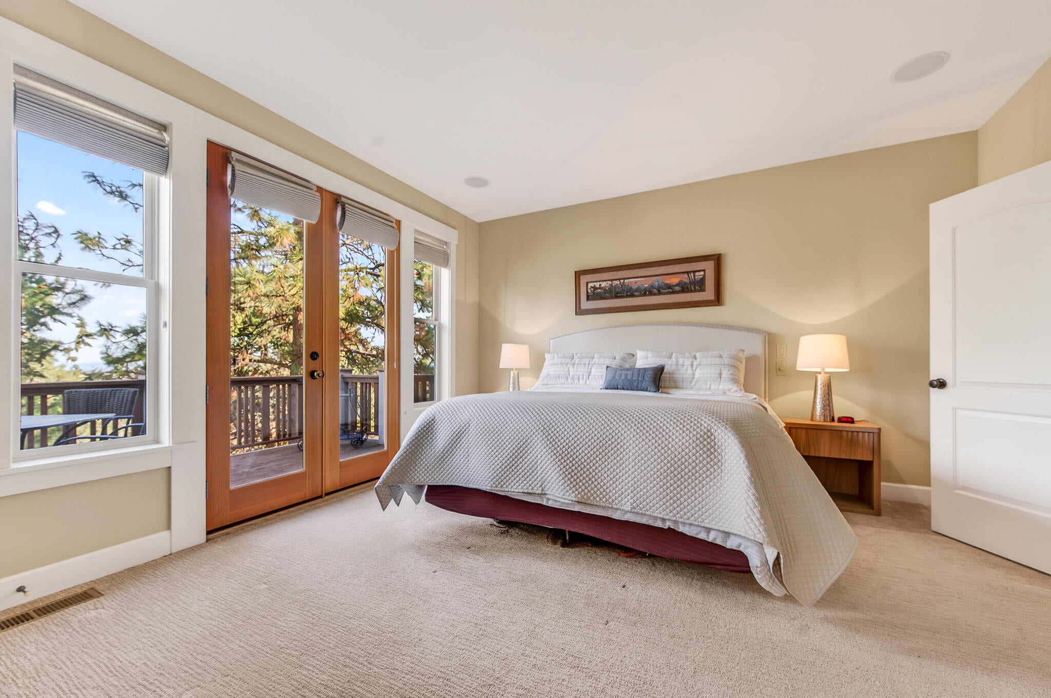 Bend, Oregon, 97703, United States, 3 Bedrooms Bedrooms, ,3 BathroomsBathrooms,Residential,Active,2017476